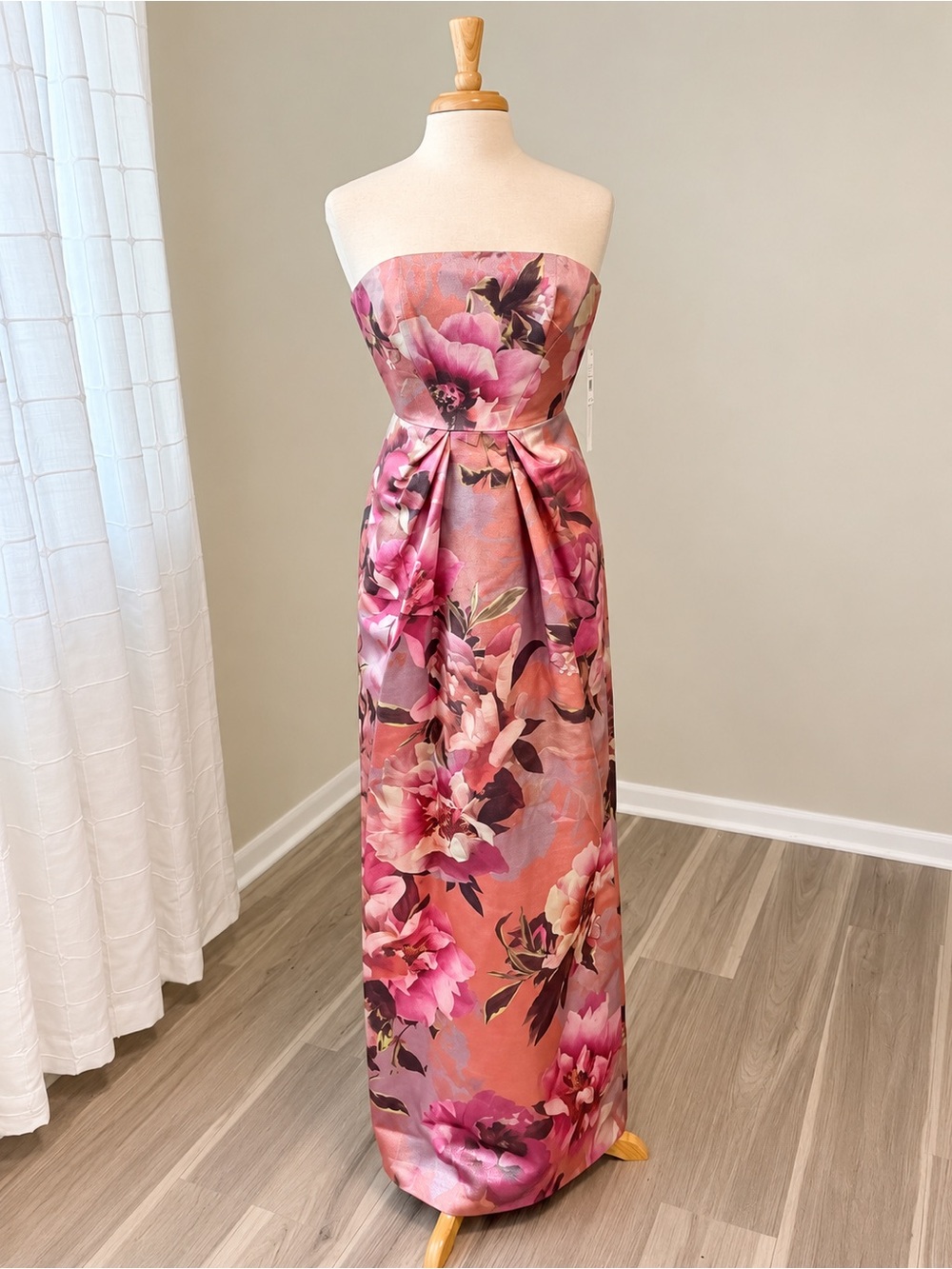 Aiden Mattox floral jacquard size 4 NWT